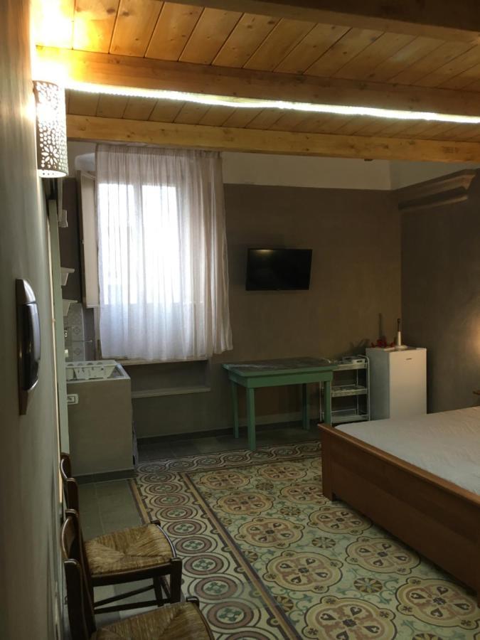 Casa Cortes Hotel Grottaglie Buitenkant foto